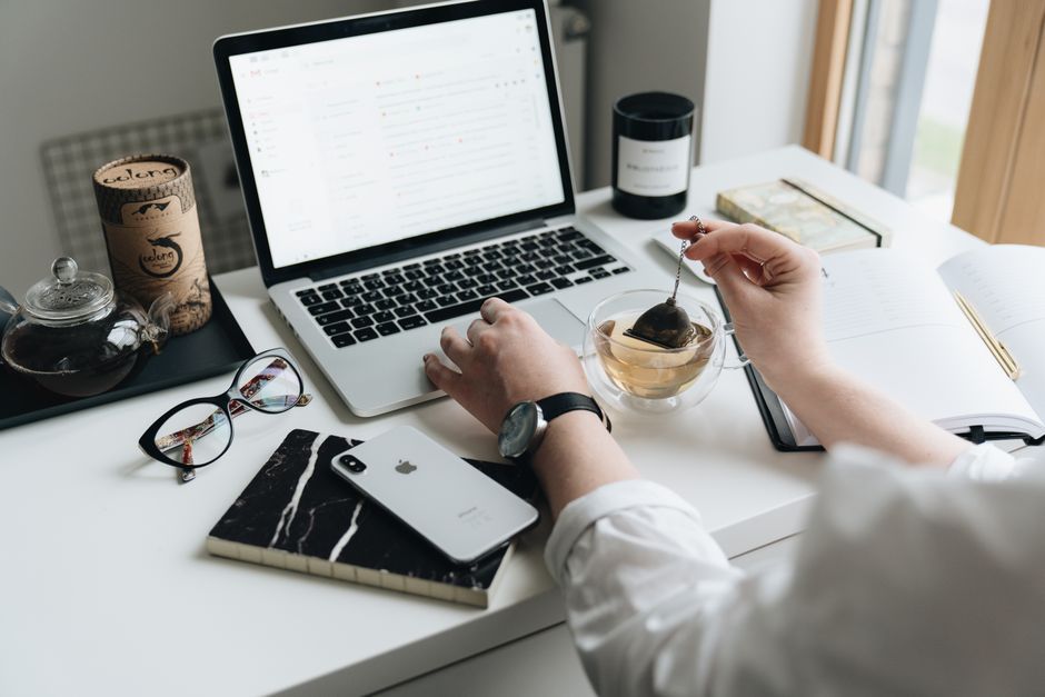 Laptop on a desk representing an email newsletter for digital product sellers
